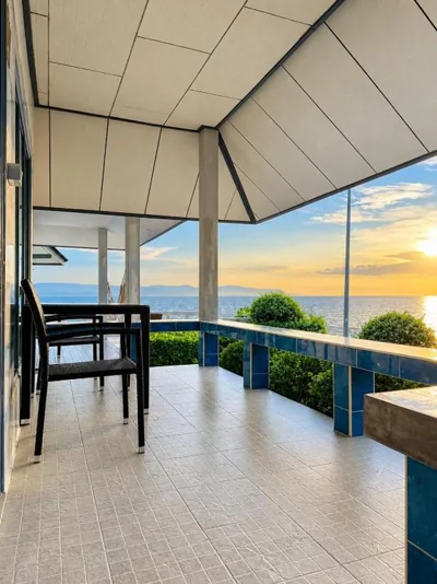Bungalow met uitzicht op zee — Sunset Beach Villas